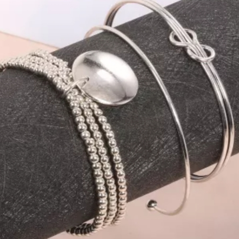 🔥New boutique knotted beaded 3 pcs bracelet set - Picture 3 of 5